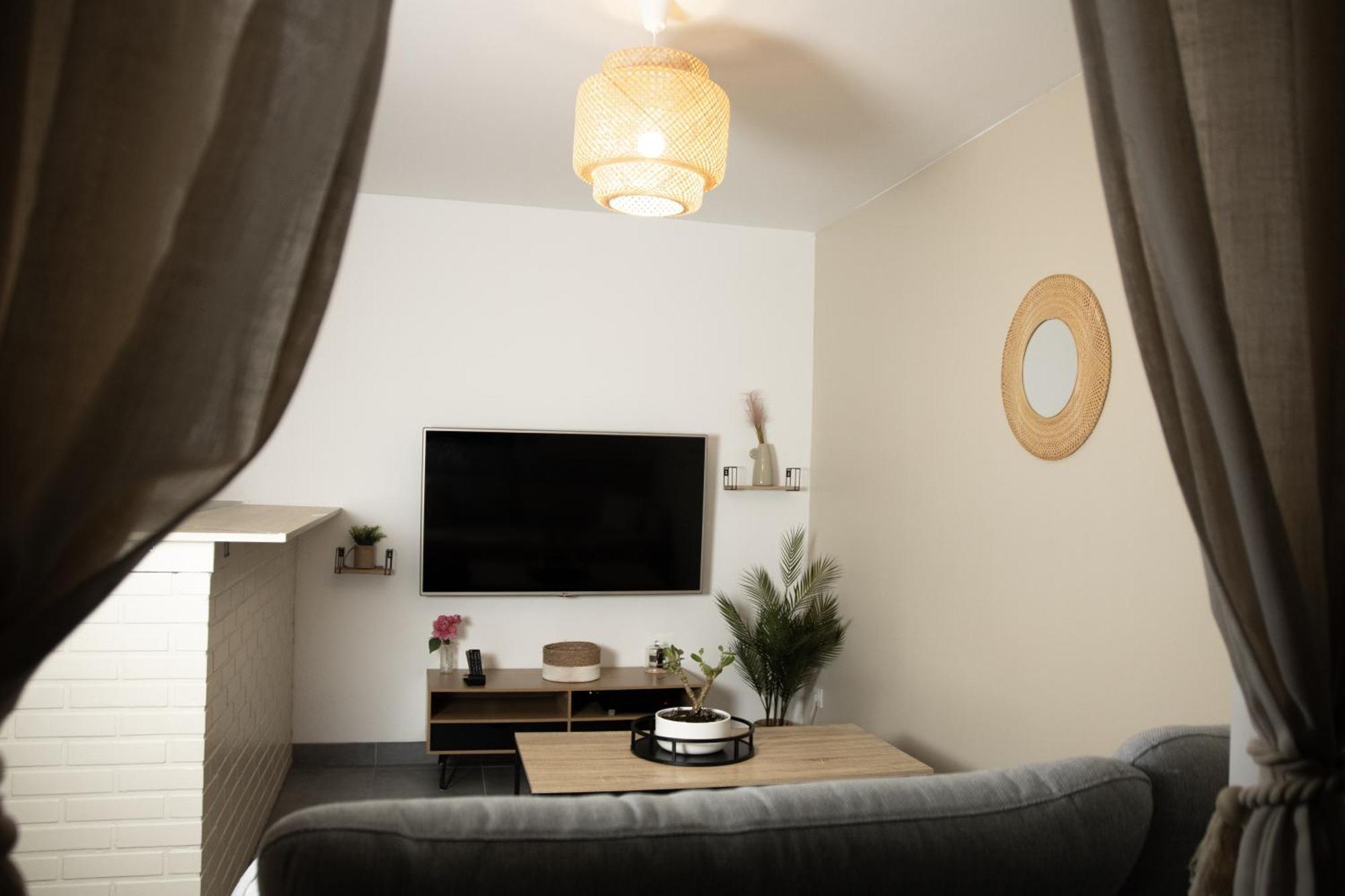 Charmante Maisonnette Centre Apartment Nemours
